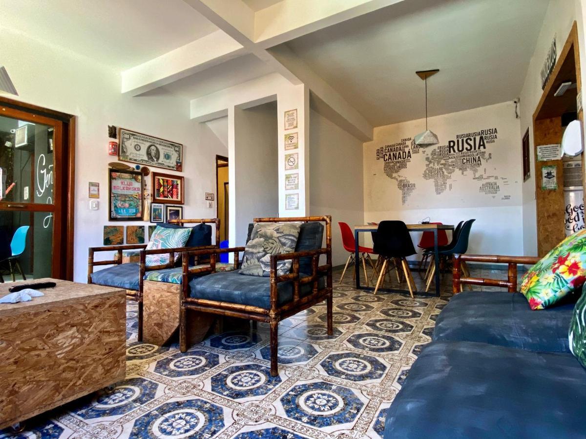 A Coroa Hostel & Suites 아라이알도카보 외부 사진