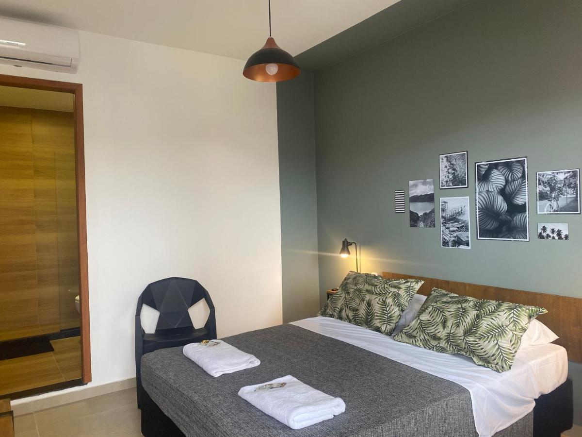 A Coroa Hostel & Suites 아라이알도카보 외부 사진
