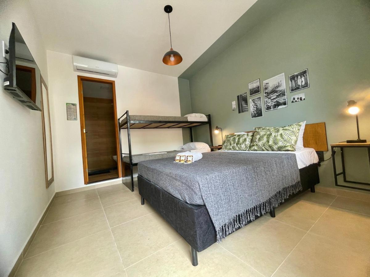 A Coroa Hostel & Suites 아라이알도카보 외부 사진